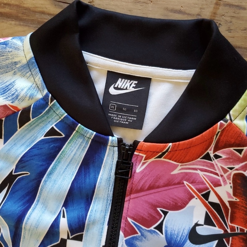 NIKE Tropical Print Bomber Jacket EUC Size XL - Picture 2 of 3